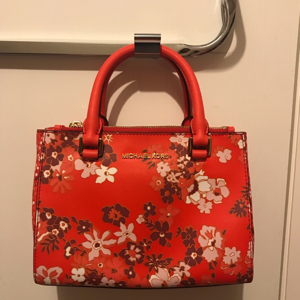 Michael Kors Kellen XS Satchel